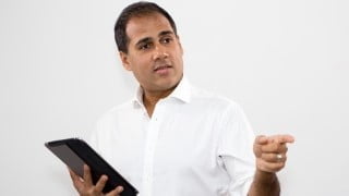 Beginners Guide to What Traders Do (2023 Updated)