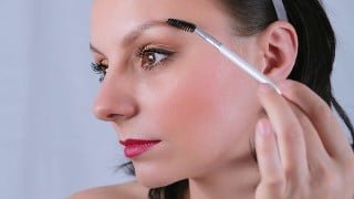 Complete Guide to Eyebrow Makeup