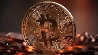 Cryptocurrency Course: Learn to Make Money Online WORLDWIDE!