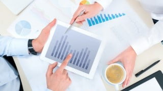 Customer Choice Modeling with R