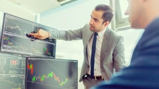Day trade stocks with 6 best trading strategies(90curate)