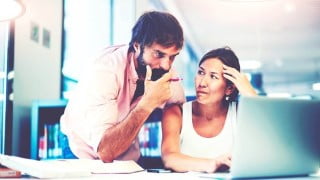 Deliver Powerful, Painless Feedback to Motivate vs Frustrate