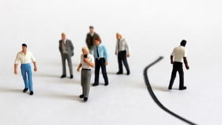 Discrimination Training for Managers