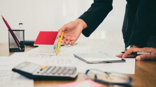 Finance Fundamentals: Project Evaluation with NPV