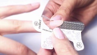 Fit forms for sculptured nails