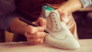 How to Become a Shoe Designer/ Sell Designer Shoes Online