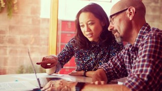 How to Build an Authority Website and Generate Income