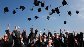 How To Graduate Debt Free
