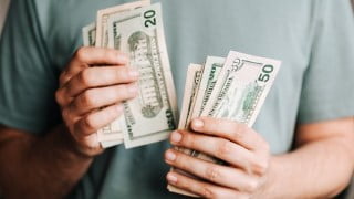 How To Make Six Figures Per Year In Sales In 2022