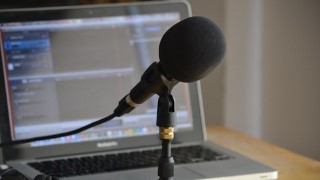 How To Start A Podcast - Quick & Easy