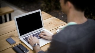 How To Start a Successful Blog Flipping Business