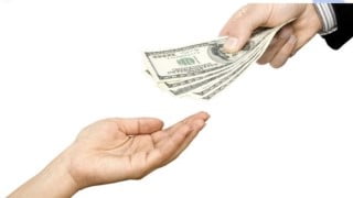 How To Succeed At And Enjoy A Retail Job.