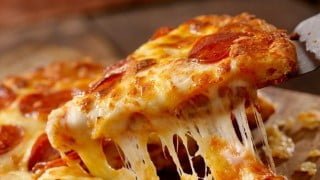 Italian pizza at home. Easy method + En + De Subtitles!