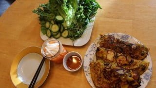 Learn How to Make Bahn Xeo