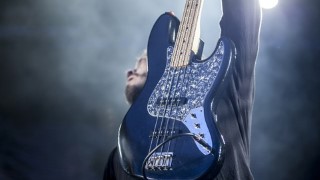 Learn How To Play The Bass Like A Professional