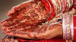 Learn The Art of Henna From The Comfort of Your Home.