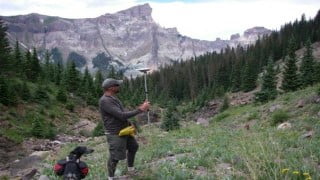 Mobile GIS and Mapping Applications with Leaflet