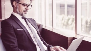 Strategy Consulting Bootcamp: Structure & Solve Any Problem