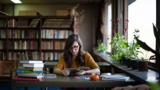 Tools and Strategies to Pay Off Student Loan Debt Quickly