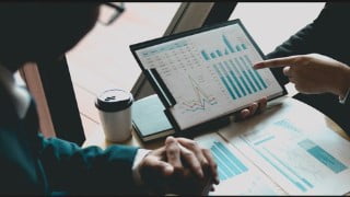 Valuation using DCF and Relative Valuation Techniques