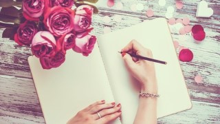 Free After Effects Tutorial - Valentine Memory Book Design