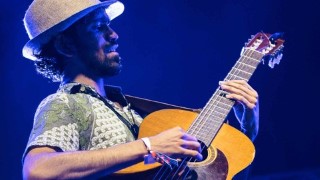 Free Guitar Tutorial - Easy Beginner Guitar Lessons