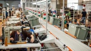 Free Management Skills Tutorial - Manager for an Efficient and Innovative Footwear Industry