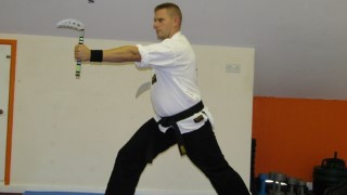 Free Martial Arts Tutorial - GroupEx Kobudo: Kama White Chevron