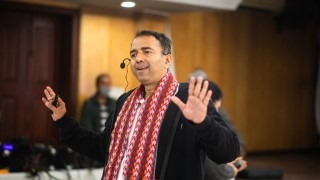 Free Public Speaking Tutorial - The Secrets of Communication _ Speakology Series