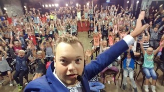 Free Self-Esteem Tutorial - M.A.G.I.C. Magic Academy; Grow Incredible Confidence