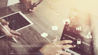 Web and Social Media Analytics with R: 2-in-1