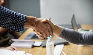 Successful Negotiation: Essential Strategies and Skills