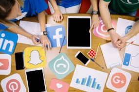 Earn a Diploma in Social Media Strategy