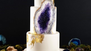 Naturally Elegant Cake Designs